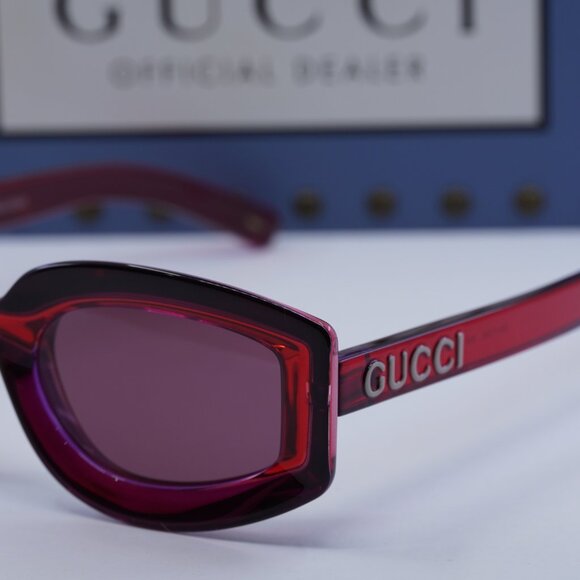 Gucci GG1719S 004 Geometric Sunglasses - Transparent Red main image 6